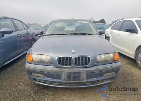 1999 BMW 323 I z USA, uszkodzony, nr VIN WBAAM3330XCD56392
